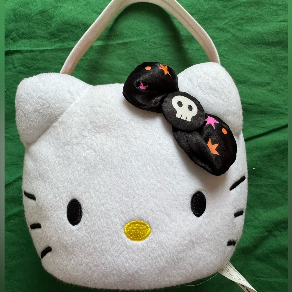 Hello Kitty Halloween Plush Bucket